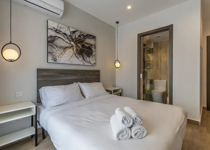 Cozy In The Heart Of Paceville - Olo Living By Sf Homes 3*