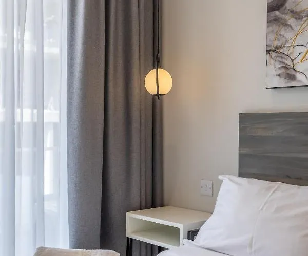 Cozy In The Heart Of Paceville - Olo Living By Sf Homes Gæstehus Saint Julian's